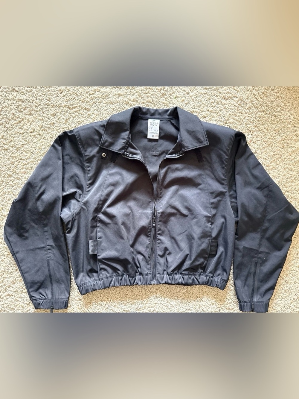 Nike Tech Pack Womens XS Black Cropped Zip Jacket Removable Shoulder Pads